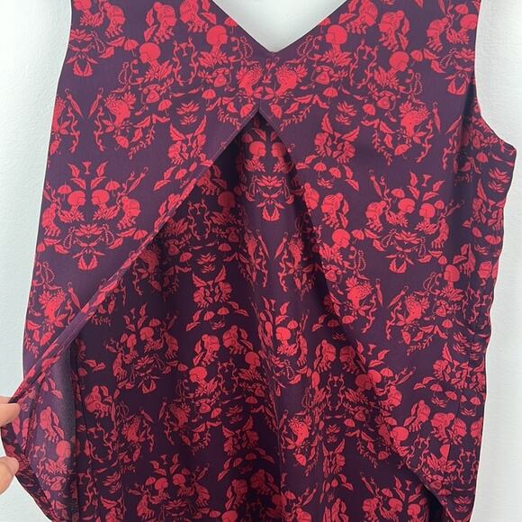 CAbi cameo plum sleeveless blouse style 3258 size medium - Picture 9 of 9